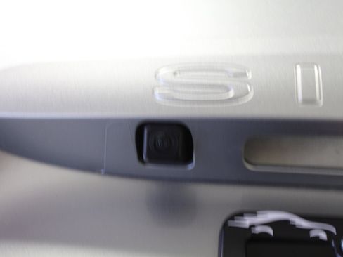 Used 2019 Toyota Sienna XLE image 34