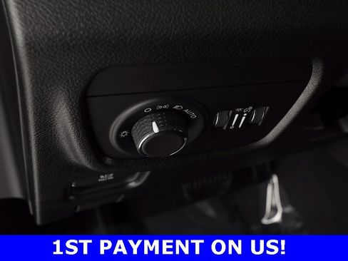 Certified 2023 Jeep Grand Cherokee Altitude image 22