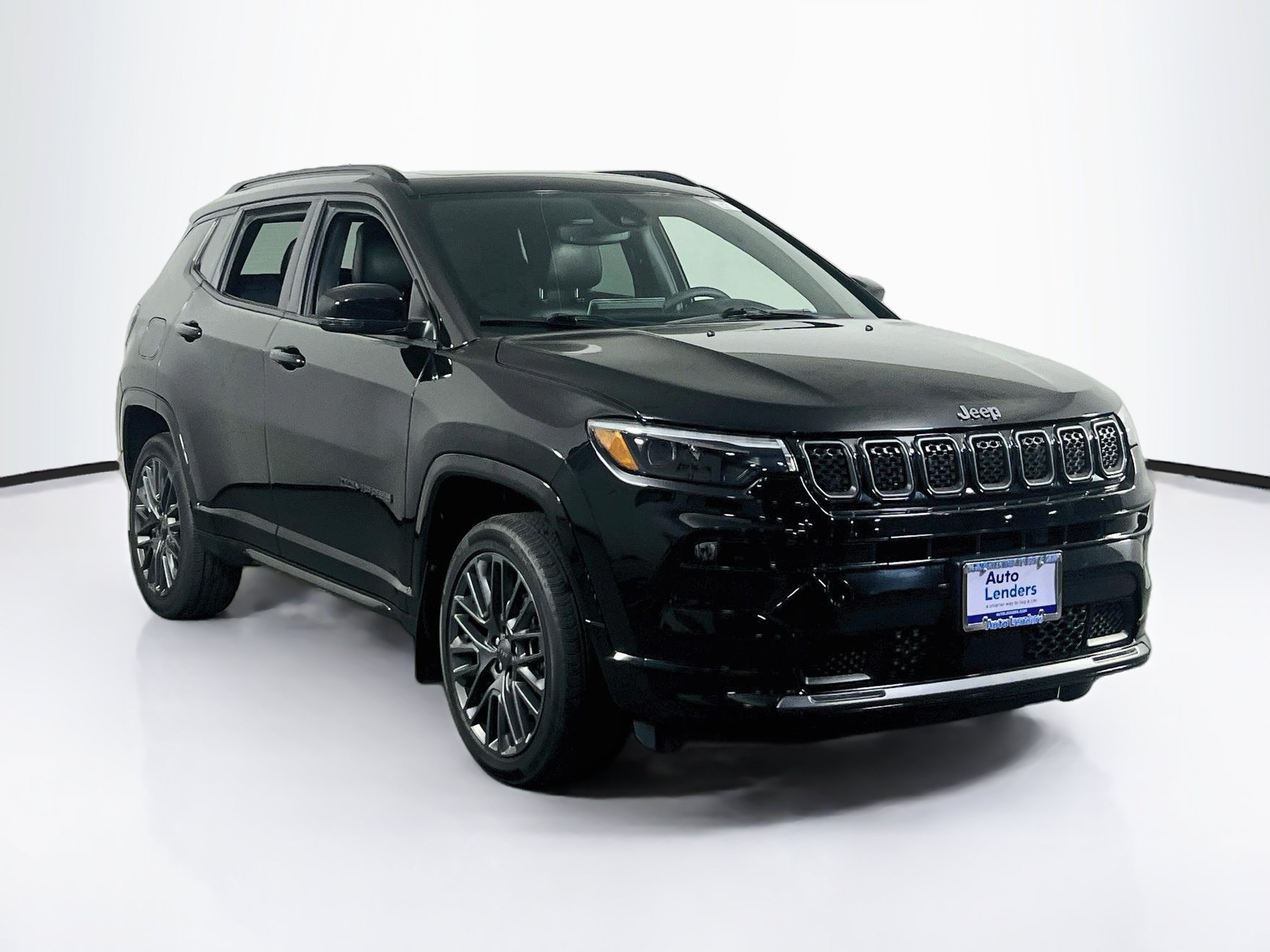 Used 2023 Jeep Compass High Altitude AWD/4WD image 3