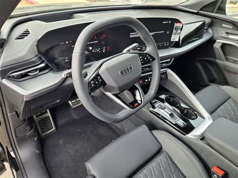 New 2025 Audi SQ5 Premium Plus image 19