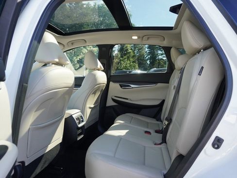 Used 2022 INFINITI QX50 Luxe image 38