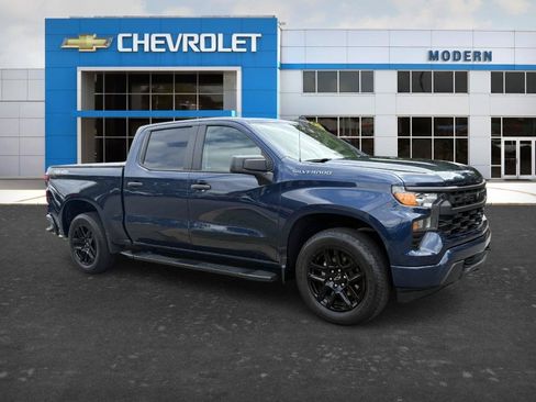 Used 2022 Chevrolet Silverado 1500 Custom AWD/4WD image 6