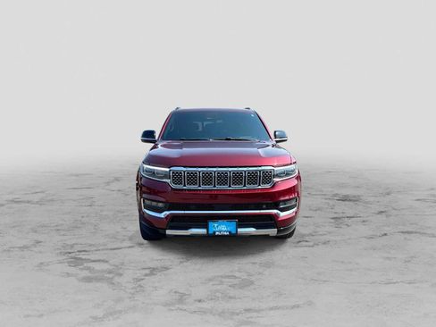 Used 2023 Jeep Grand Wagoneer Series III AWD/4WD image 3