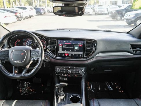 Used 2024 Dodge Durango GT RWD image 11