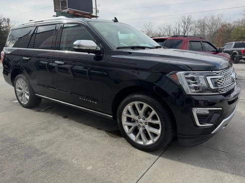 Used 2019 Ford Expedition Platinum image 3