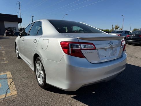Used 2012 Toyota Camry SE image 8