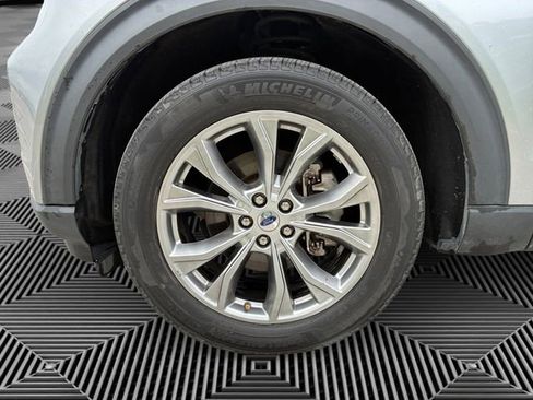 Used 2022 Ford Explorer Limited AWD/4WD image 9