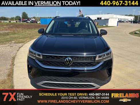 Used 2024 Volkswagen Taos S image 8