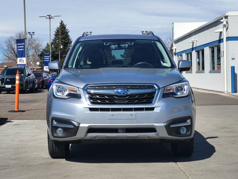 Used 2017 Subaru Forester 2.5i Limited image 2