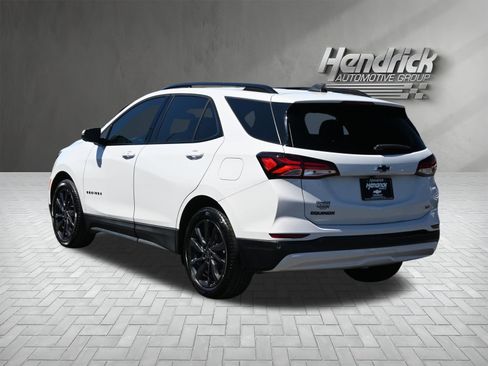 Used 2024 Chevrolet Equinox RS w/ RS Leather Package FWD image 8