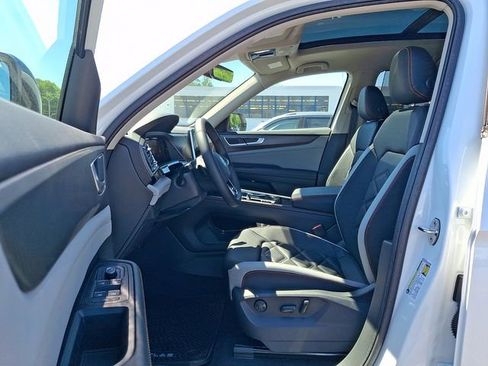 New 2026 Volkswagen Atlas Peak Edition AWD/4WD image 6