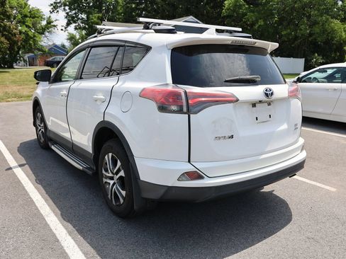 Used 2017 Toyota RAV4 LE w/ All Weather Liner Package AWD/4WD image 4
