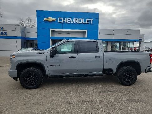 Used 2024 Chevrolet Silverado 2500 LTZ w/ LTZ Plus Package AWD/4WD image 1