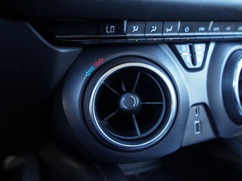 Used 2022 Chevrolet Blazer LT image 22