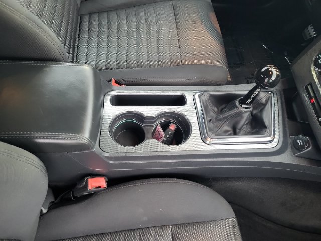 Used 2013 Dodge Challenger R/T RWD image 21