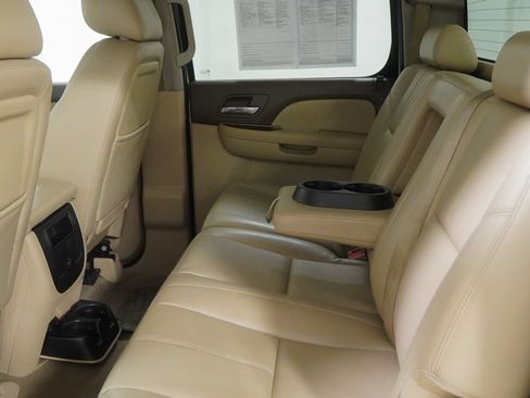 Used 2012 Chevrolet Silverado 1500 LTZ w/ LTZ White Diamond Edition AWD/4WD image 36