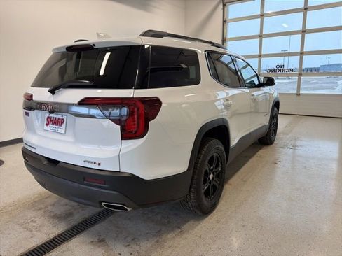 Used 2023 GMC Acadia AT4 w/ Preferred Package image 9