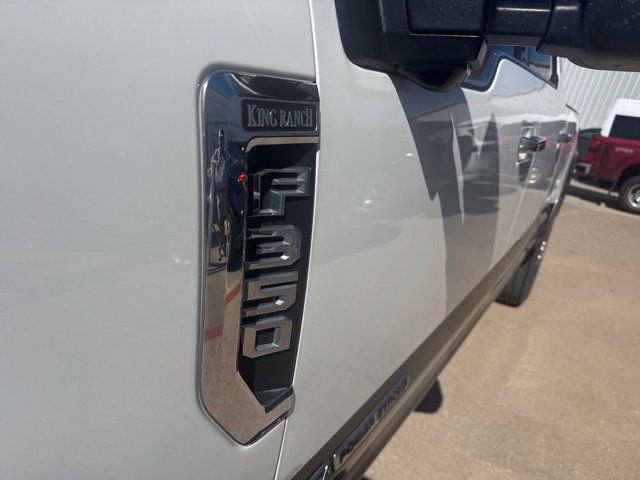 Used 2022 Ford F350 King Ranch w/ King Ranch Ultimate Package AWD/4WD image 11