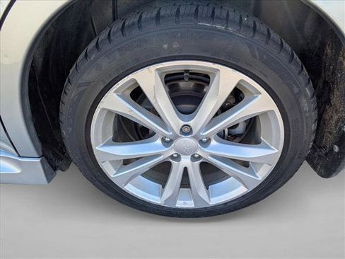 Used 2013 Subaru Legacy 2.5i Premium w/ Popular Pkg 2 image 9