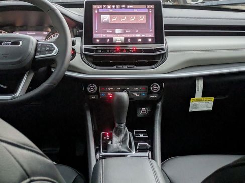 New 2026 Jeep Compass Limited w/ Mopar All Weather Package image 25