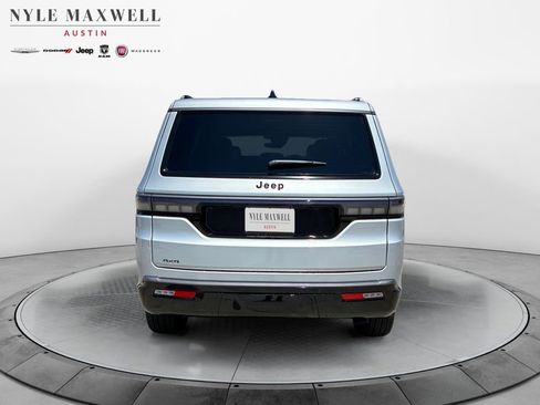 New 2026 Jeep Grand Wagoneer Limited AWD/4WD image 15