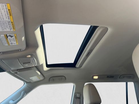 Certified 2024 Nissan Armada Platinum w/ Captain's Chairs Package image 19