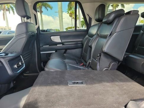 Certified 2025 Ford Expedition Max Active AWD/4WD image 18