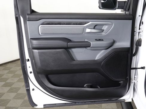 Used 2023 RAM 1500 Big Horn AWD/4WD image 21
