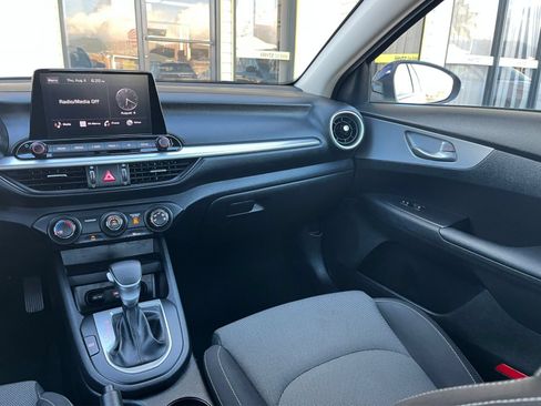 Used 2024 Kia Forte LXS FWD image 32