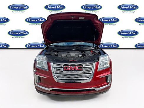 Used 2017 GMC Terrain Denali image 34