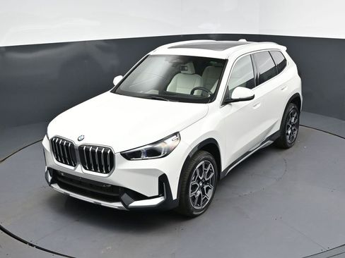 New 2026 BMW X1 xDrive28i w/ Convenience Package AWD/4WD image 30