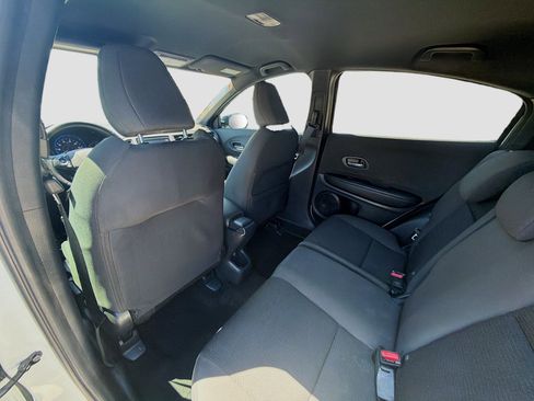 Used 2021 Honda HR-V Sport image 23