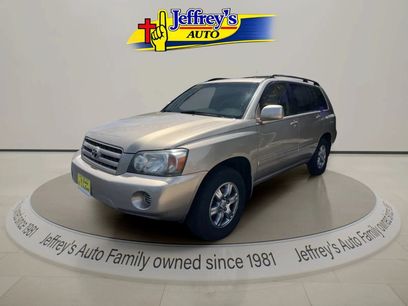 Used 2005 Toyota Highlander 4WD V6 w/ 3rd Row