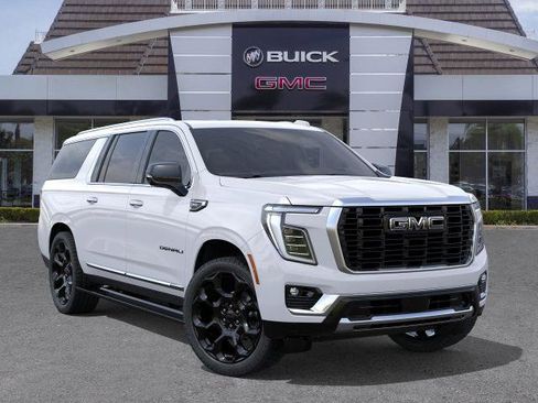 New 2026 GMC Yukon XL Denali image 7