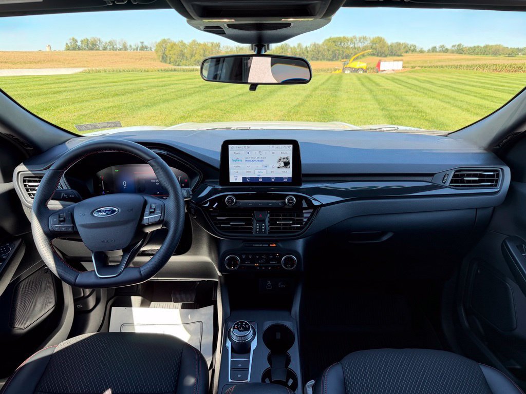 Certified 2026 Ford Escape ST-Line Select AWD/4WD image 15