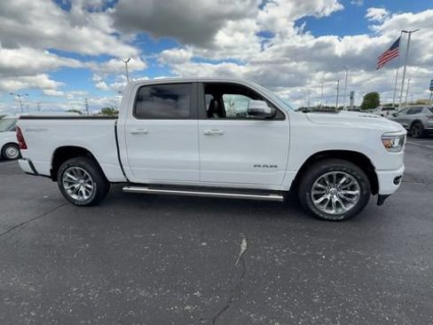 Used 2023 RAM 1500 Laramie AWD/4WD image 9