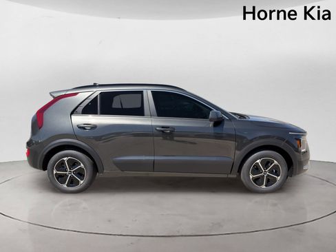 New 2026 Kia Niro LX FWD image 3