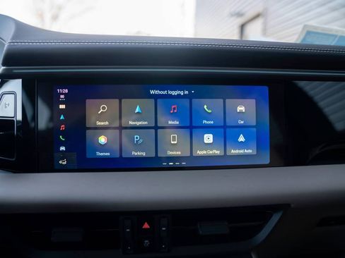 New 2026 Porsche Macan 4 Electric image 19