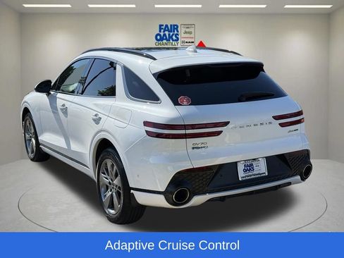 Used 2022 Genesis GV70 3.5T Sport w/ Sport Advanced Package AWD/4WD image 9
