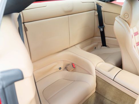 Used 2010 Ferrari California RWD image 30