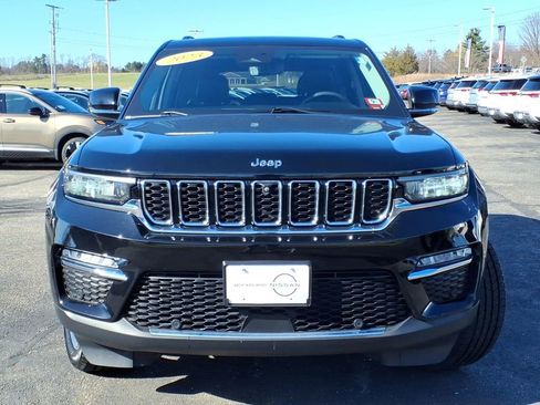 Used 2023 Jeep Grand Cherokee Limited w/ Luxury Tech Group II AWD/4WD image 6