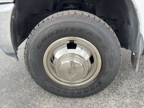 Used 2012 RAM 3500 ST w/ PWR Accessory Group RWD image 2