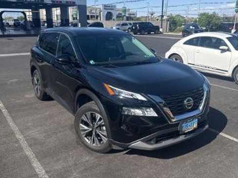 Certified 2021 Nissan Rogue SV AWD/4WD image 2