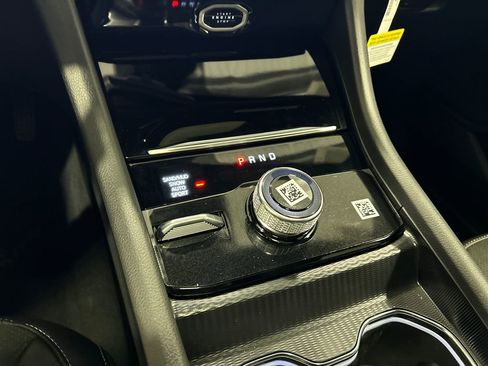 New 2026 Jeep Grand Cherokee Altitude image 24