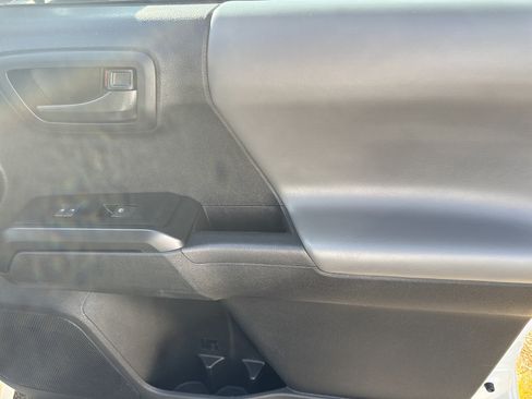 Used 2023 Toyota Tacoma SR RWD image 2