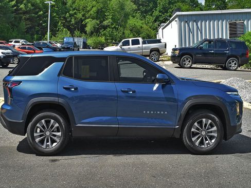 New 2026 Chevrolet Equinox LT w/ Safety and Technology Package AWD/4WD image 6