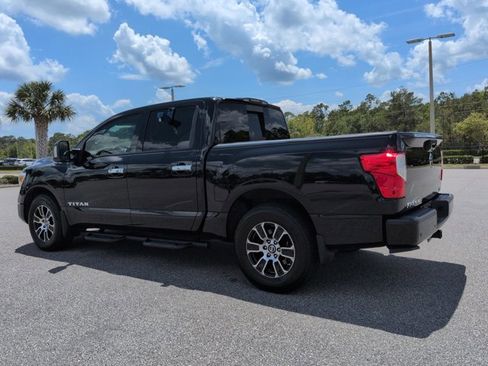 Used 2021 Nissan Titan SV w/ SV Convenience Package RWD image 7
