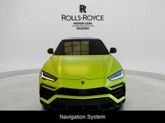 Used 2022 Lamborghini Urus video 2