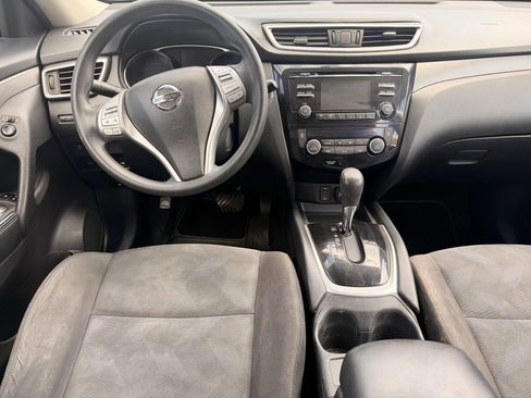 Used 2016 Nissan Rogue SV AWD/4WD image 10