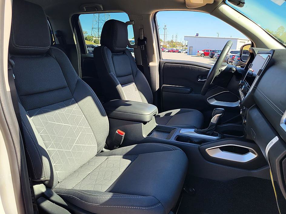 Certified 2025 Nissan Frontier SV w/ SV Convenience Package RWD image 16